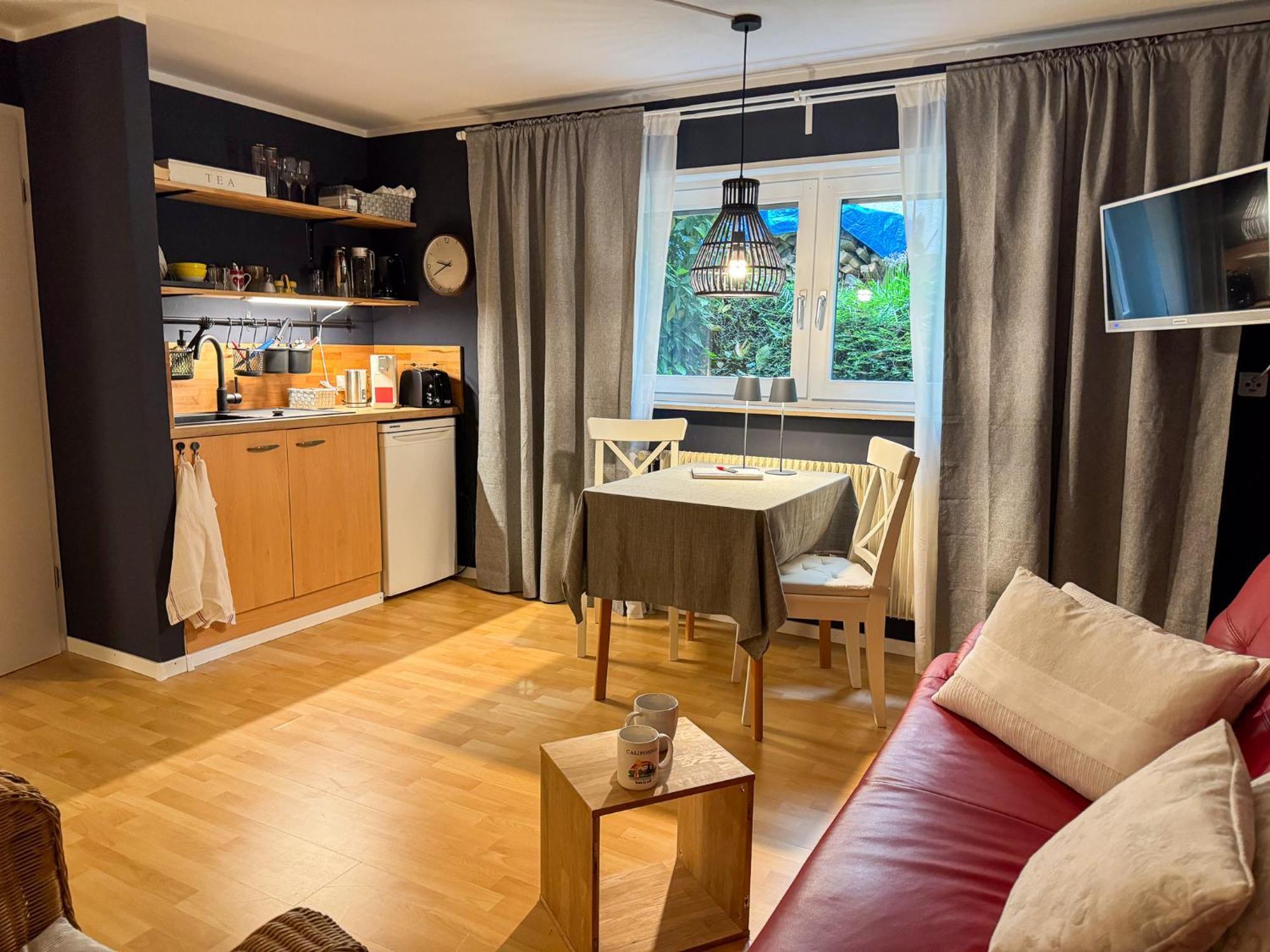 Apartment Parkplatz Garten Rad-Garage Freiburg im Breisgau Kültér fotó